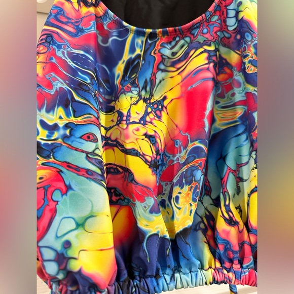 Trippy Rave Top - Picture 2 of 3